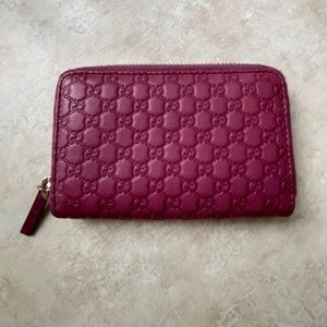 Gucci leather zip around card case Dusty Rose/Pink